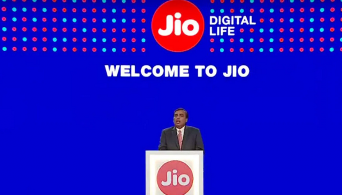 रिलायन्सकडून 5G स्मार्टफोन, त्यावर सर्व फ्री...फोनची किंमतही फ्री सारखीच...याच महिन्यात करणार घोषणा?
