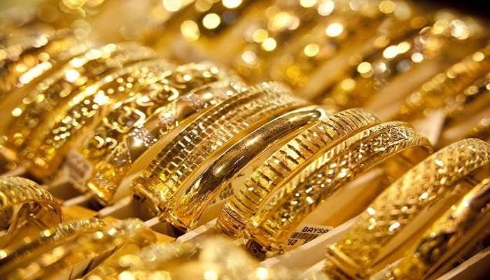 Gold Rate Today : सोन्या, चांदीच्या दरात घसरण.. काय आहे आजचा भाव? 