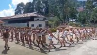 चॅलेंज आहे अशी परेड कधी पाहिली नसेल, 'ढल गया दिन' गाण्यावरची ही हटके परेड एकदा पहाच