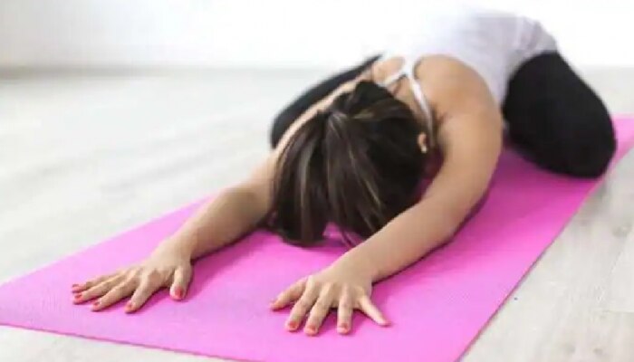 Yoga Poses : पिरीयड्स क्रॅम्पपासून आराम देतील ही योगासनं