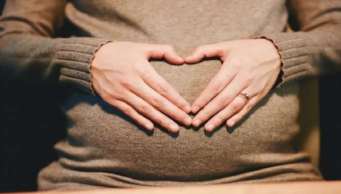 गरोदर महिलांसाठी लस किती सुरक्षित? आरोग्य मंत्रालयाच्या नव्या गाईडलाईन 