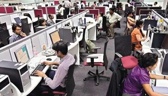 Job News : &#039;या&#039; क्षेत्रात काम करण्यासाठी भारतीय उत्सुक; निरीक्षणातून धक्कादायक माहिती उघड