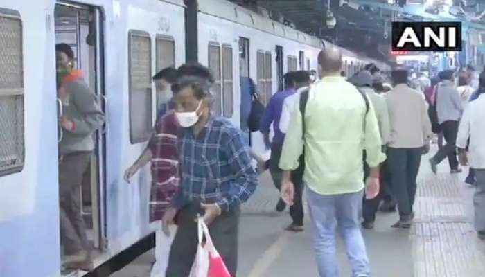 Mumbai Local Update : मुंबई लोकलच्या प्रवासाबाबत महत्वाची बातमी, जाणून घ्या 