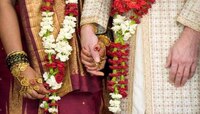 लग्नाच्या सातव्या फेरीलाच नवरीला झाल्या उलट्या, तुम्ही म्हणाल Good New पण......