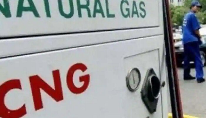 महागाईचा आणखी एक भडका ! CNG आणि PNGच्या दरात वाढ; नवे दर आजपासून लागू