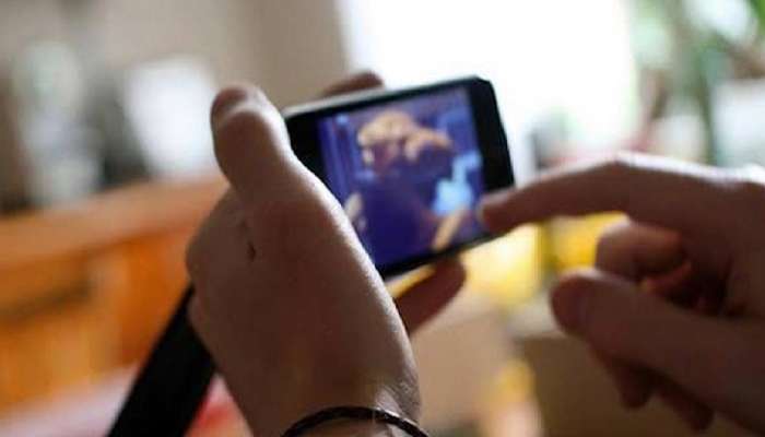पालकांनो, तुमची मुलं ऑनलाइन क्लास करतायत की पॉर्न पाहतायत? तपासा कारण...