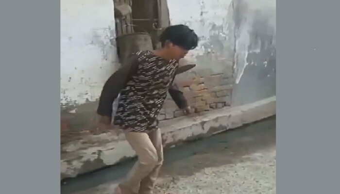 Viral video : स्टाईल मारणं तरुणाला पडलं महागात...