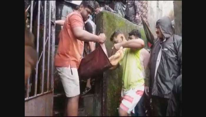 जन्मदात्या आईची मुलाकडून स्क्रू ड्रायव्हर खुपसून निर्घुण हत्या, मुलाला अटक  