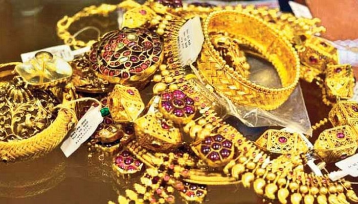  Gold Price | सोन्याच्या दरात पुन्हा मोठी घसरण; खरेदीची संधी चुकवू नका