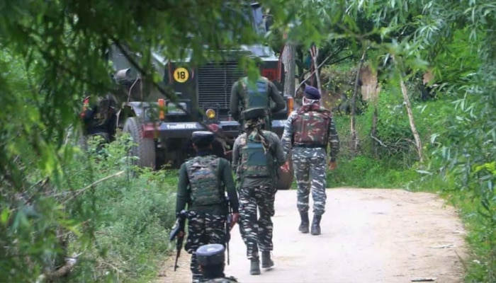 Jammu Kashmir: चकमकीत भारतीय जवानांकडून 1 दहशतवादी ठार; शोध मोहिम सुरू 