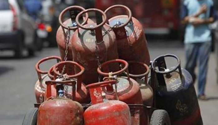 LPG ग्राहकांना मोठा दिलासा ! सरकारने बदलले गॅस सिलिंडरशी संबंधित हे नियम 