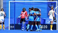 Olympics : चक दे! भारतीय महिला हॉकी संघाची क्वार्टर फायनलमध्ये धडक 