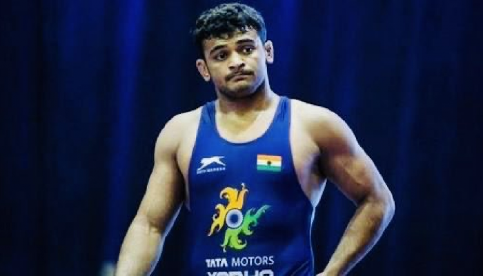 olympic 2020 : वडिलांचं अपुरं स्वप्न पूर्ण करु पाहणाऱ्या कुस्तीपटू दीपक पुनियाचा स्वप्नभंग; सेमीफायनलमध्ये पराभव 