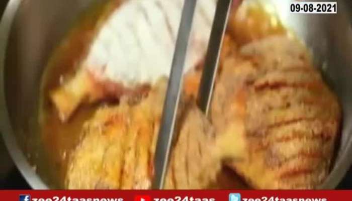 Murbad Red Insects Come Out Of The Stomach Of Fish