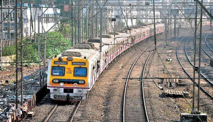 Railway Update : लोकलच्या मासिक पासधारकांमध्ये वाढ, चार दिवसांत विक्रमी पासाची विक्री 