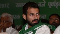 लालू यादवांच्या पक्षात अंतर्गत कलह, तेजप्रताप यादवांनी कोणाला म्हटलं हिटलर?