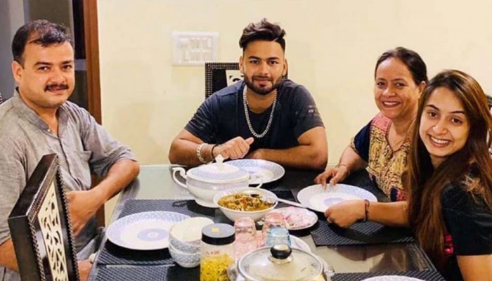 लहान वयातच Rishabh Pant ची कमाल; पाहा त्याच्या अलिशान घराचे INSIDE PICS