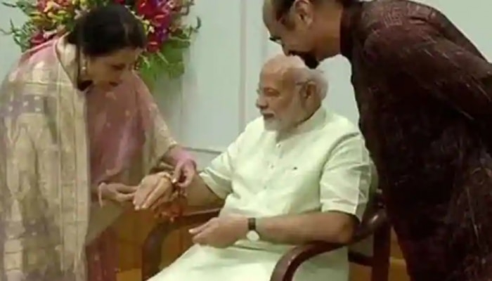 RAKSHA BANDHAN 2021 : रक्षाबंधनच्या मुहूर्तावर पंतप्रधनांना पाकिस्तानी बहिणीकडून आली खास भेट