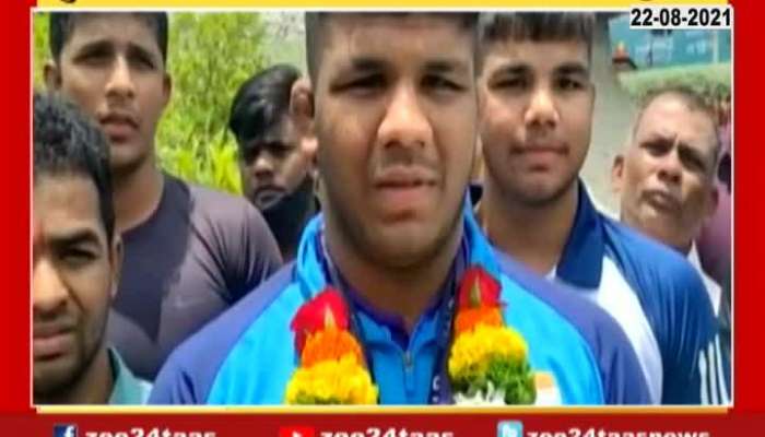 Kolhapur Wrestler Pruthiviraj Warm Welcome