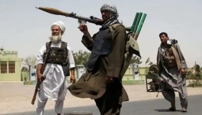 Afghanistan Crisis : बानू प्रांतात तालिबानचं कंबरडं मोडलं, जिल्हाप्रमुखासोबत 50 जण ठार 