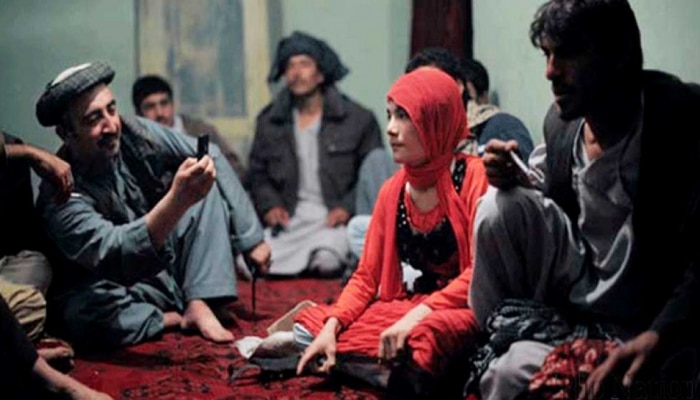 अफगाणिस्तानातील ‘बच्चा बाजी’ परंपरा काय आहे? ज्यामध्ये लहान मुलं करतात घृणास्पद काम