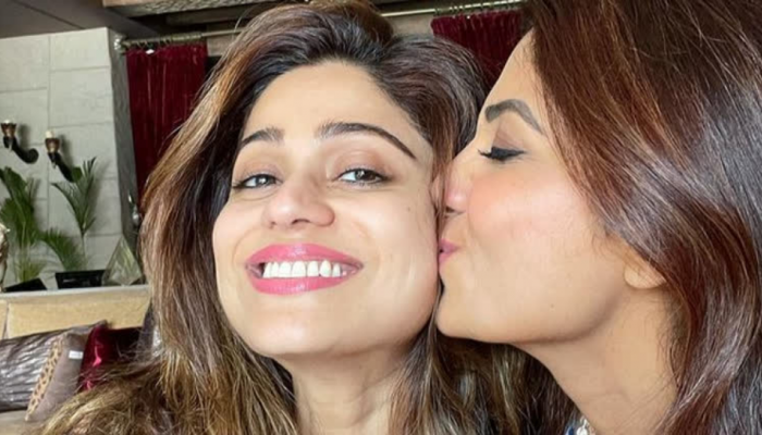 Bigg Boss संपल्यावर घरी परतलेल्या शमिताला शिल्पाने दिलं खास सरप्राईज 