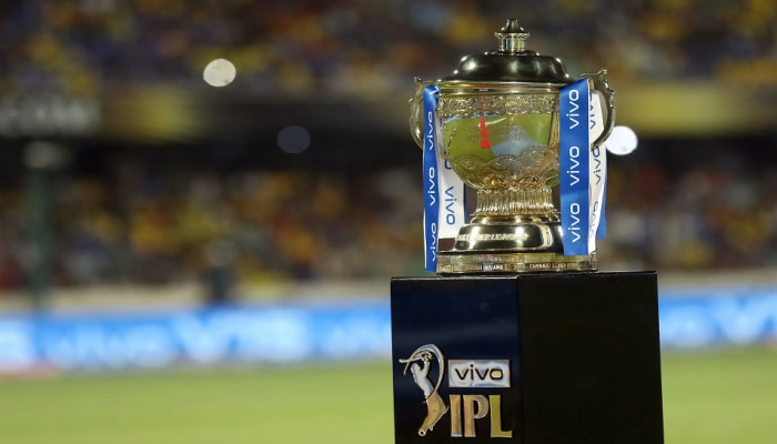 IPL 2021: IPLमध्ये उद्यापासून डबल धमाका; प्लेऑफच्या रेसमध्ये &#039;हा&#039; संघ येऊ शकतो पहिला