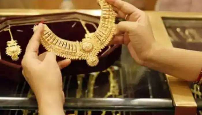  Gold Rate Today : सोन्या चांदीच्या दरा पुन्हा घसरण, 29 सप्टेंबरचे जाणून घ्या दर