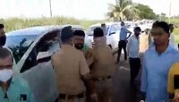 शेतकरी संतप्त, पोलीस आणि स्वाभिमानीच्या कार्यकर्त्यांत झटापट