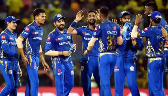 Mumbai Indiansमधून 'या' स्टार खेळाडूचा पत्ता कट; Rohit Sharmaही संधी देणार नाही!