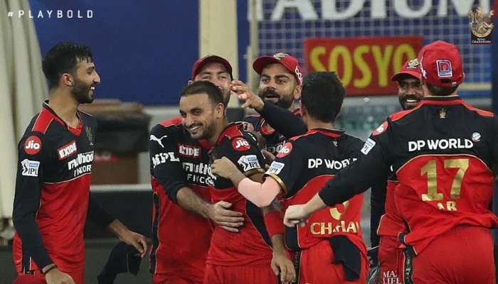 IPL 2021 | RCB च्या &#039;या&#039; गोलंदाजाचा कारनामा, ड्वेन ब्राव्होच्या 8 वर्षांपूर्वीच्या विक्रमाची बरोबरी