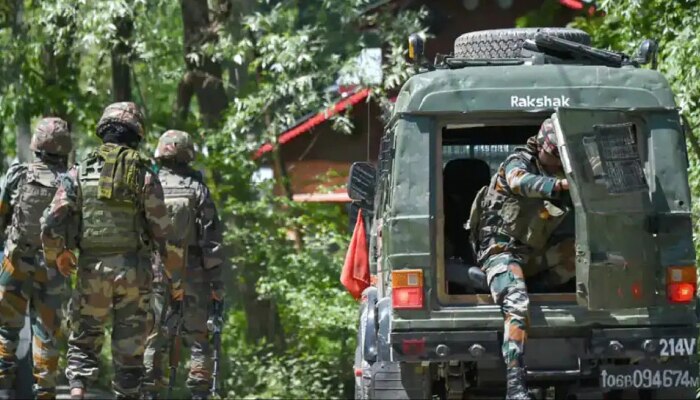 सणांच्या काळात घातपाताचा कट, मंदिरं आणि गर्दीची ठिकाणं टार्गेटवर