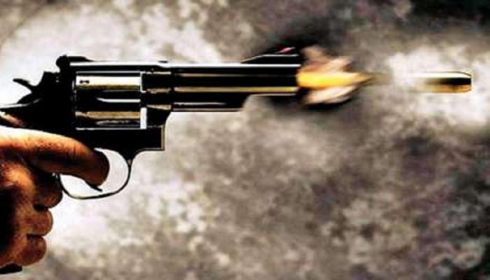 धक्कादायक! अभिनेत्याच्या बंदुकीतून चालली गोळी; सेटवर 42 वर्षीय महिला कलाकाराचा मृत्यू 