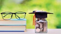 Education Loan घेतलेल्या विद्यार्थ्यांनी या गोष्टी गांभीर्याने घ्या