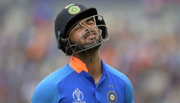 फ्लॉप Rishabh Pant चा टीम इंडियामधून पत्ता साफ? हे खेळाडू होऊ शकतात विकेटकीपर!