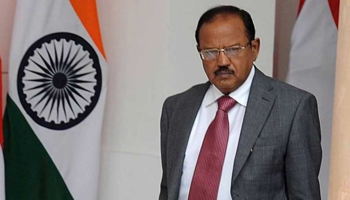 तुम्ही देखील अजित डोभाल यांना फॉलो करीत असाल तर, सावधान व्हा; MEA ने जारी केला अलर्ट