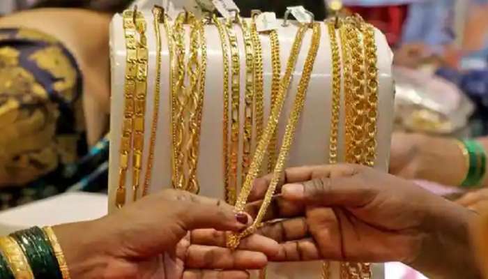 Gold Rate Today |  सोने 50 हजारी टप्प्यावर स्थिर; ग्राहकांची सराफा बाजारात गर्दी