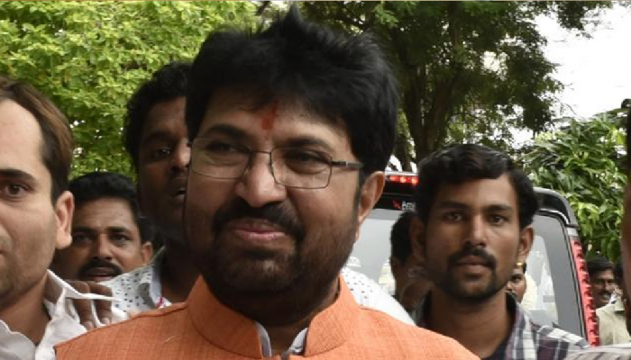 अर्जुन खोतकर कुणाला म्हणाले, 'या फुटाण्या-शेंगदाण्याला काही काम राहिलेलं नाही'