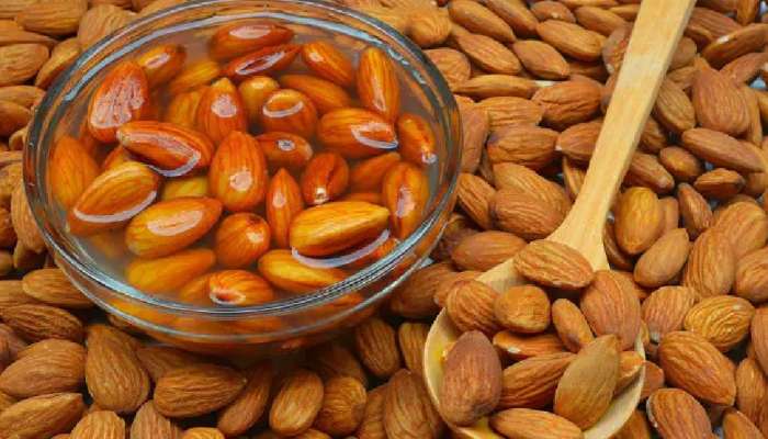 Benefits of almonds: शरीराला योग्य फायदा होण्यासाठी असं केलं पाहिजे बदामाचं सेवन