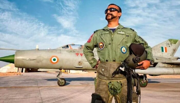 अद्वितीय शौर्य दाखवणाऱ्या Abhinandan Varthaman यांना &#039;वीर चक्र&#039; प्रदान  