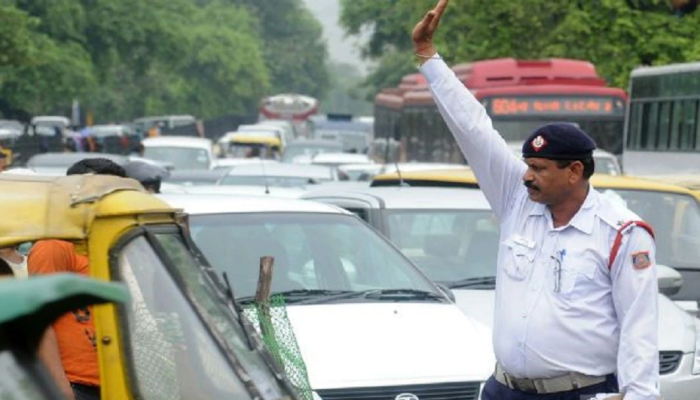 ट्रॅफिक पोलीस गाडीची चावी काढून घेऊ शकत नाहीत? याचे नियम काय आहेत जाणून घ्या