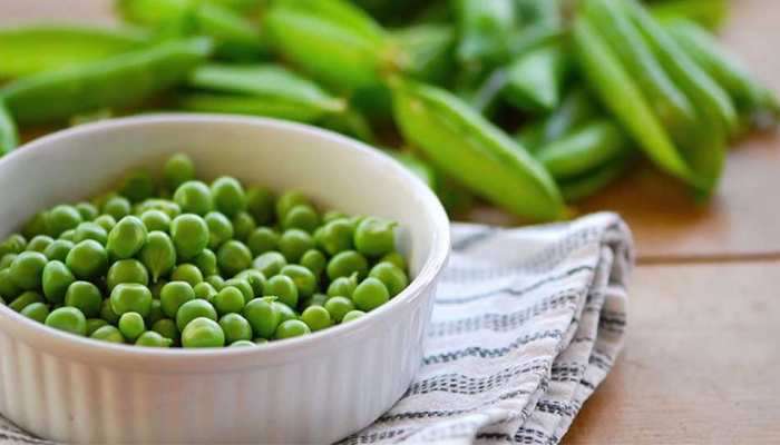 Green Peas Side Effects: तुम्हीही वाटाण्यांचा वापर करत असाल तर सावधान