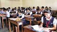 १८ विद्यार्थी पॉझेटिव्ह, सात दिवसांसाठी शाळा बंद करण्याचा आयुक्तांचा मोठा निर्णय 