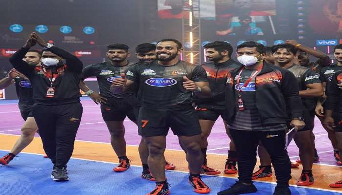 Pro Kabaddi League | यू मुम्बाची विजयी सलामी, बंगळुरु बुल्सवर 46-30 ने दणदणीत विजय