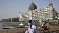 Omicron चा धोका, राज्यात नवी नियमावली जाहीर, वाचा काय आहेत निर्बंध
