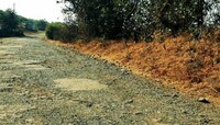 महाराष्ट्रात कुठे होतायत एवढे निकृष्ट रस्ते, कोण भरतंय स्वत:च्या तुंबड्या?