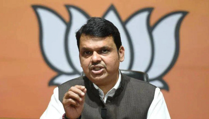 'विद्यापीठांच्या जमिनी बळकावण्याचा डाव' देवेंद्र फडणवीस यांचा गंभीर आरोप