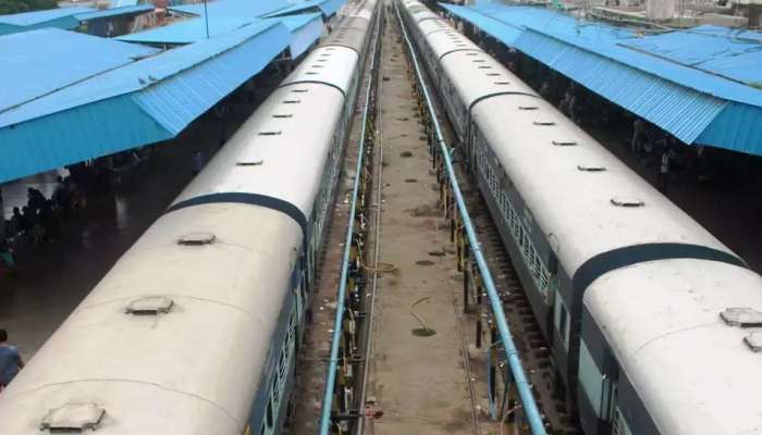 Indian Railways : रेल्वे गाड्यांच्या छतावर गोल आकाराचे झाकण का लावलेले असते, माहित आहे का?