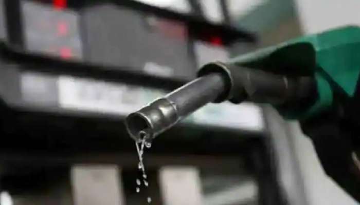 नव्या वर्षांची खुशखबर; पेट्रोल होणार २५ रुपयांनी स्वस्त