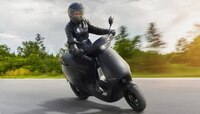 चार्ज न करता चालणार तुमची Electric Two Wheeler, कसं ते जाणून घ्या